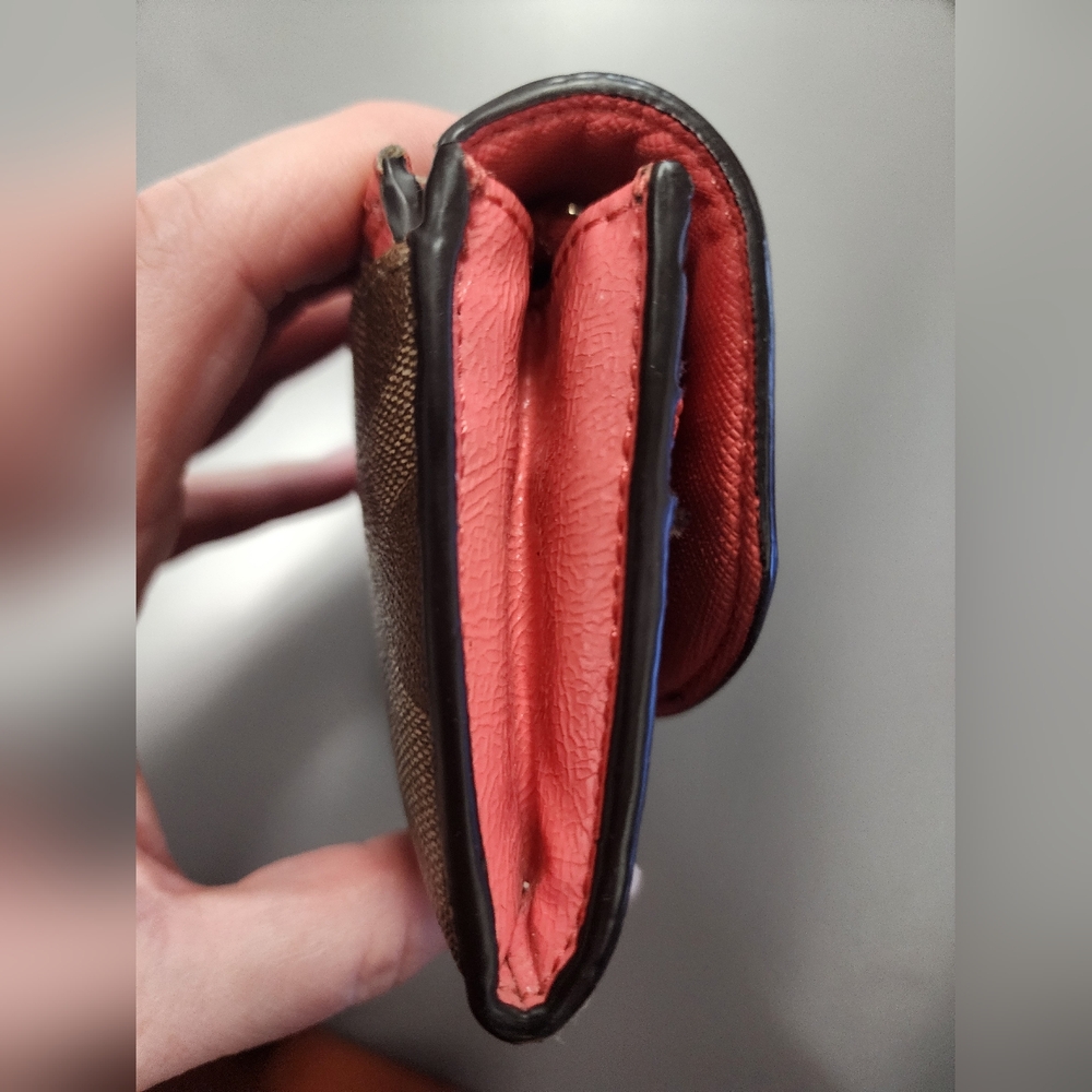 Coach Peyton Long Wallet - Picture 15 of 16